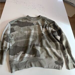 Abercrombie & Fitch Camouflage Crew Neck Sweater